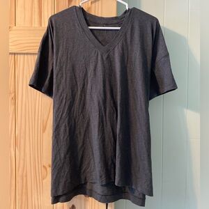 Lululemon Side Tie V-Neck T-Shirt in Heathered Black
